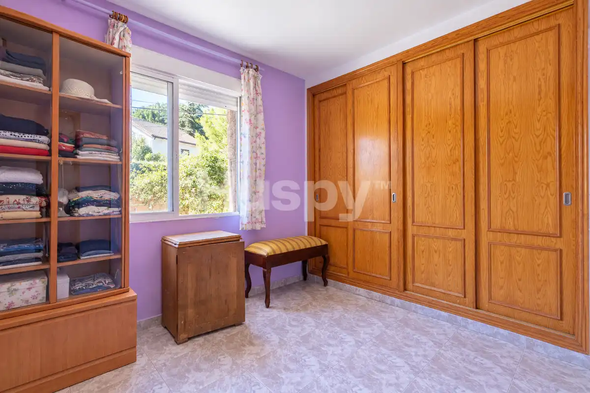 Houses for sale in Calle de la Codorniz, La Navata