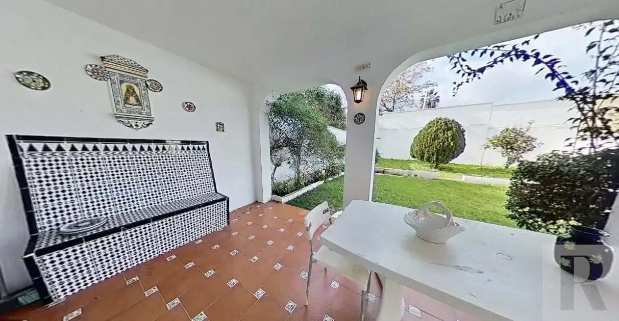 Jardí de Casa o xalet en venda en Algeciras amb Aire condicionat, Terrassa i Traster