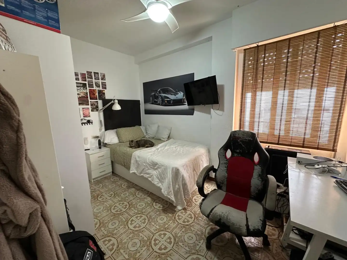 Habitación de Ático en venta en Benicasim / Benicàssim con Aire acondicionado y Terraza