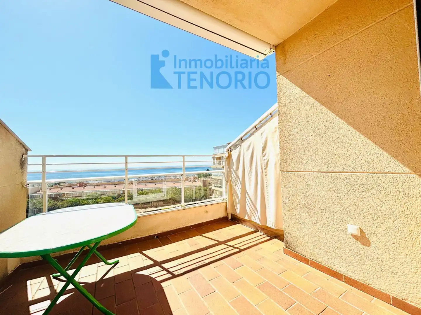 Terraza de Apartamento en venta en La Antilla con Aire acondicionado, Terraza y Trastero