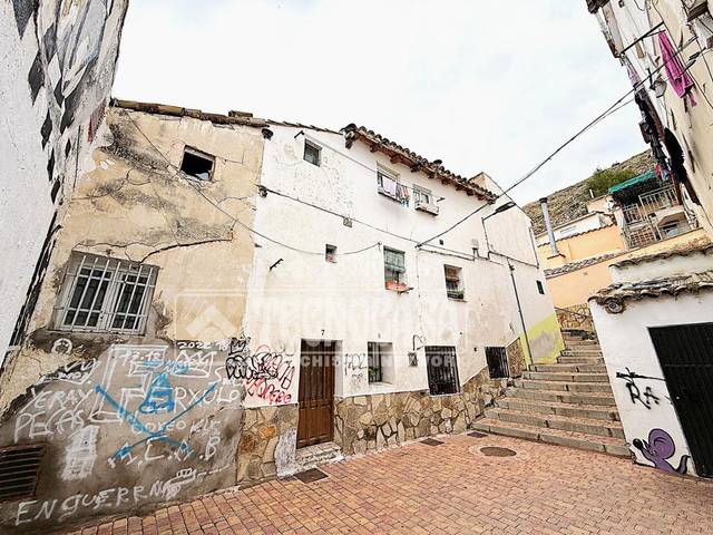 Casa adosada en Venta en Cjón. Belén en San Antón