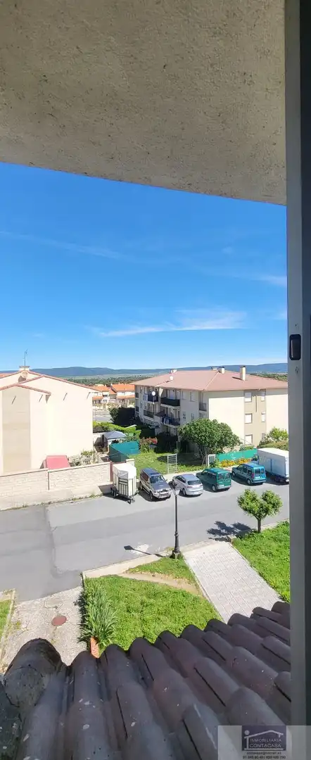 Vista exterior de Pis en venda en Piedrahíta amb Calefacció, Terrassa i Traster