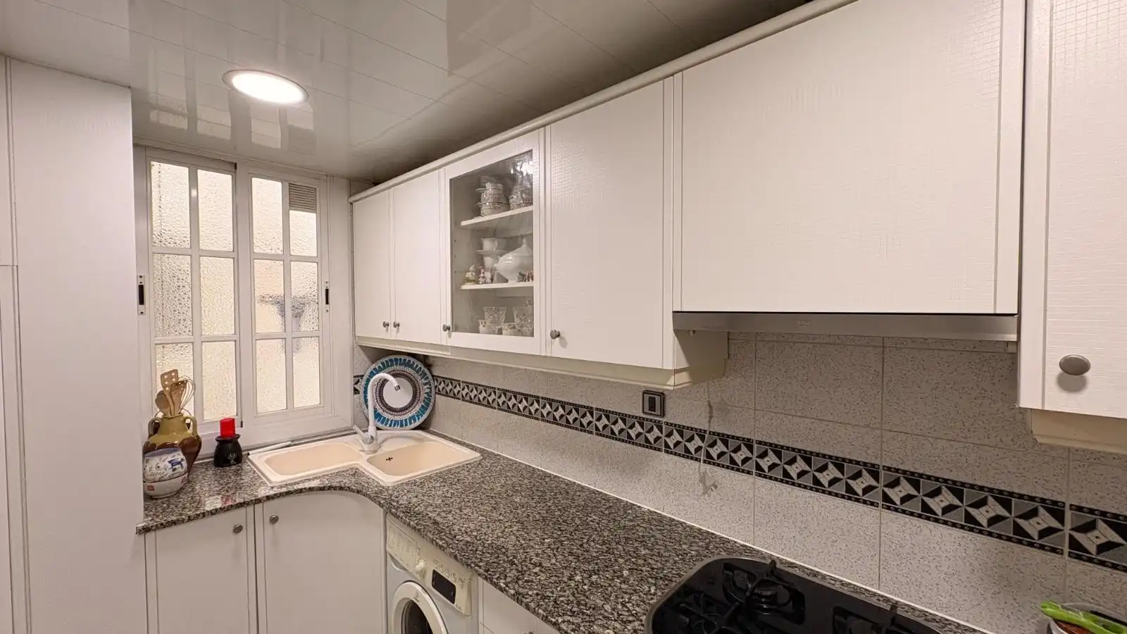 Küche von Wohnung zum Verkauf in L'Hospitalet de Llobregat mit Parkett