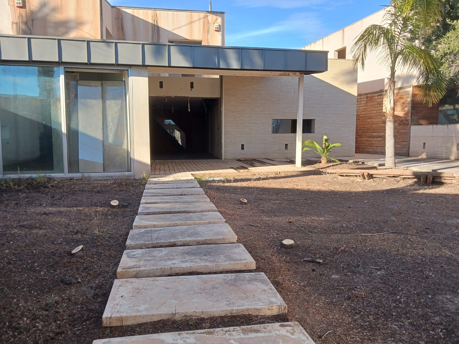 Exterior view of House or chalet for sale in Novelda  with Private garden and Swimming Pool