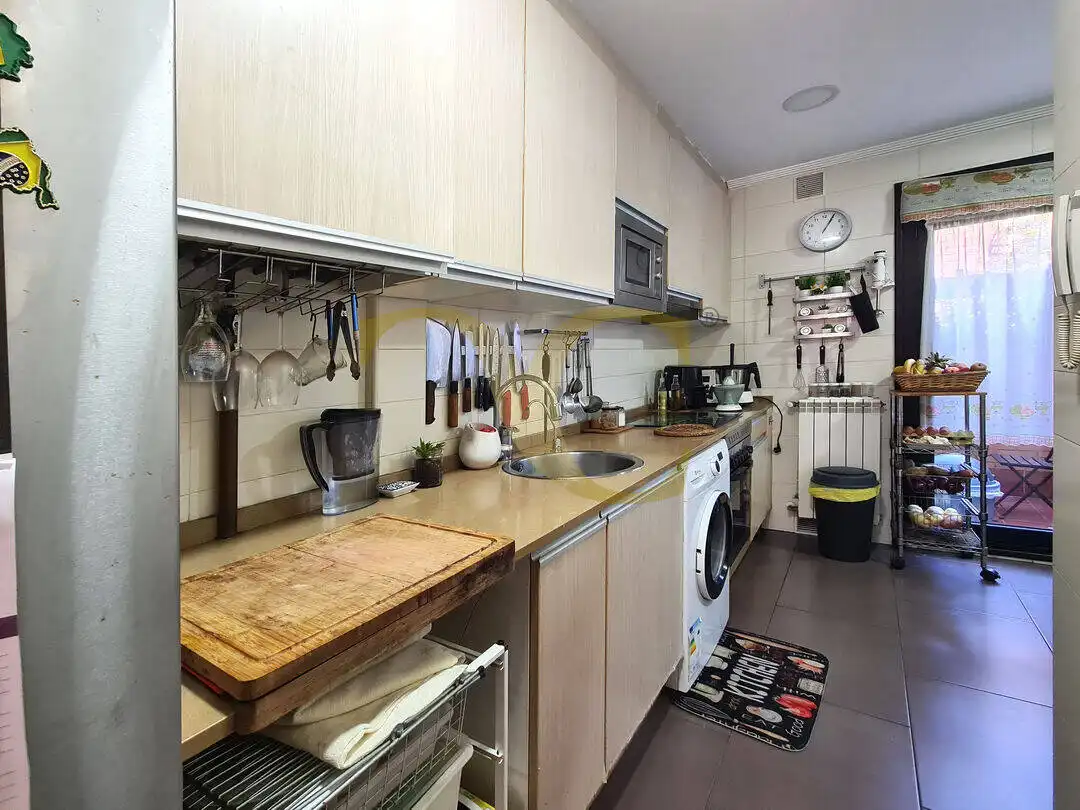 Cocina de Casa adosada en venta en Gijón  con Calefacción, Jardín privado y Terraza