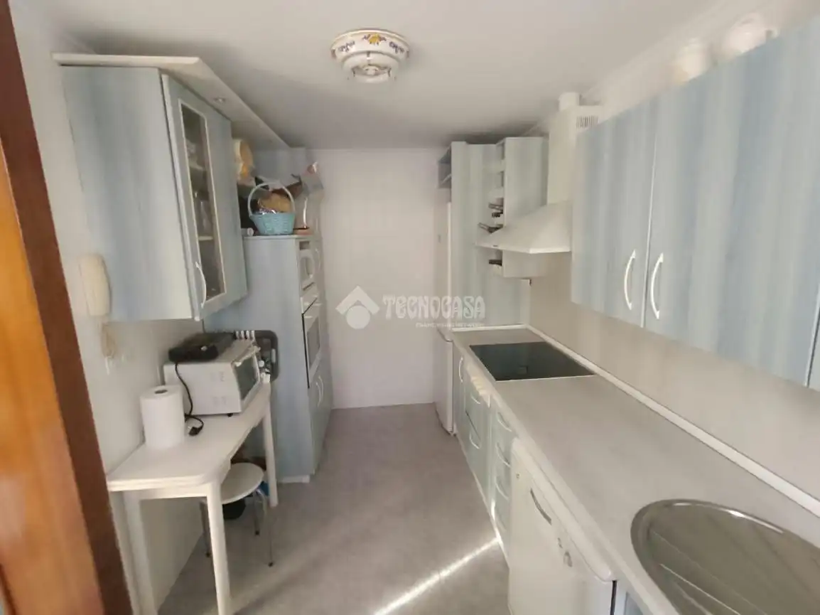 Cuina de Dúplex en venda en Sevilla amb Aire condicionat, Terrassa i Moblat