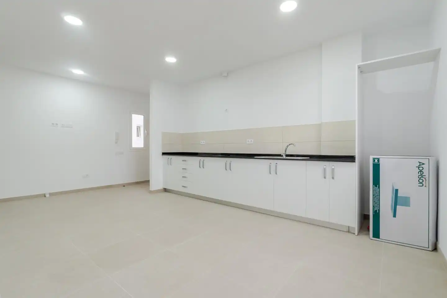 Kitchen of Flat for sale in Moya (Las Palmas)