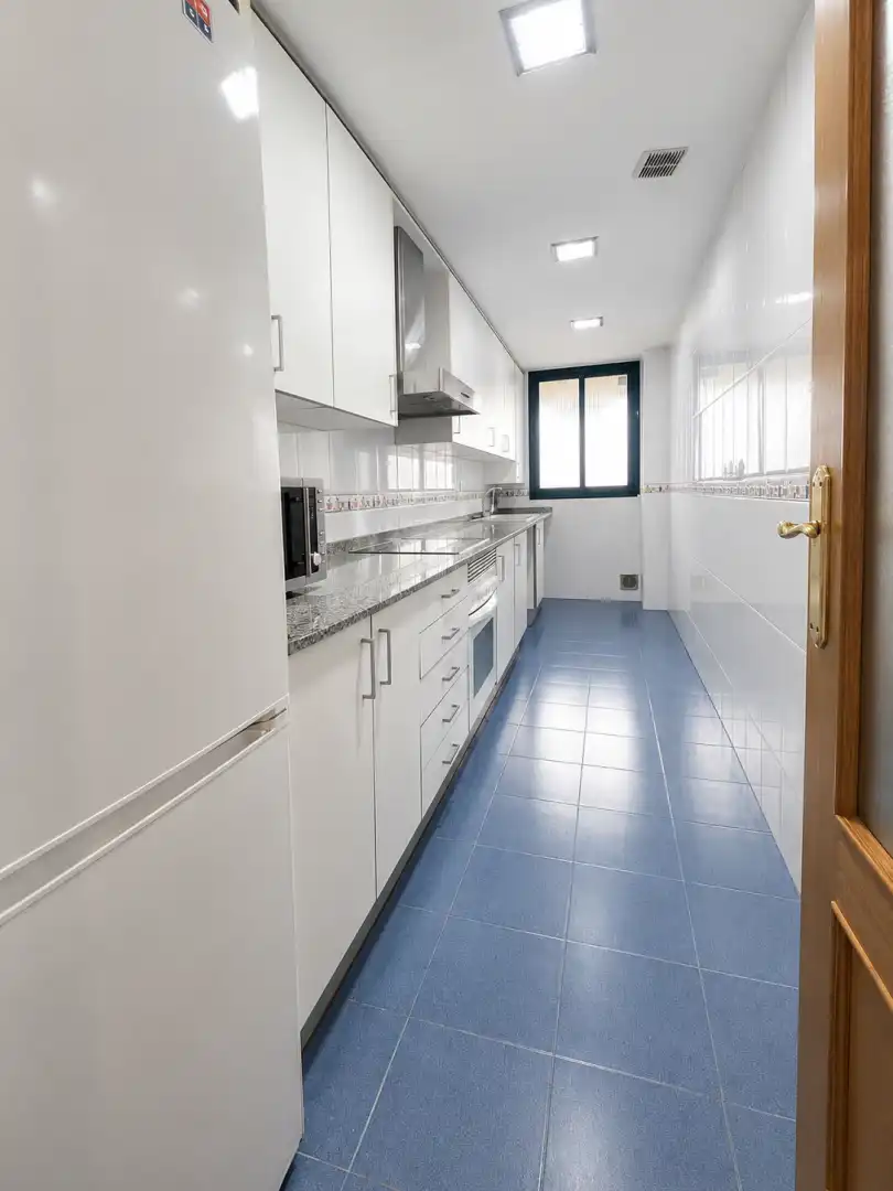 Cocina de Piso en venta en Paterna con Aire acondicionado, Calefacción y Piscina