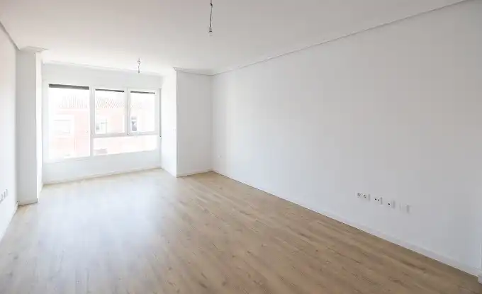 Sala d'estar de Pis en venda en Miranda de Ebro amb Calefacció i Parquet