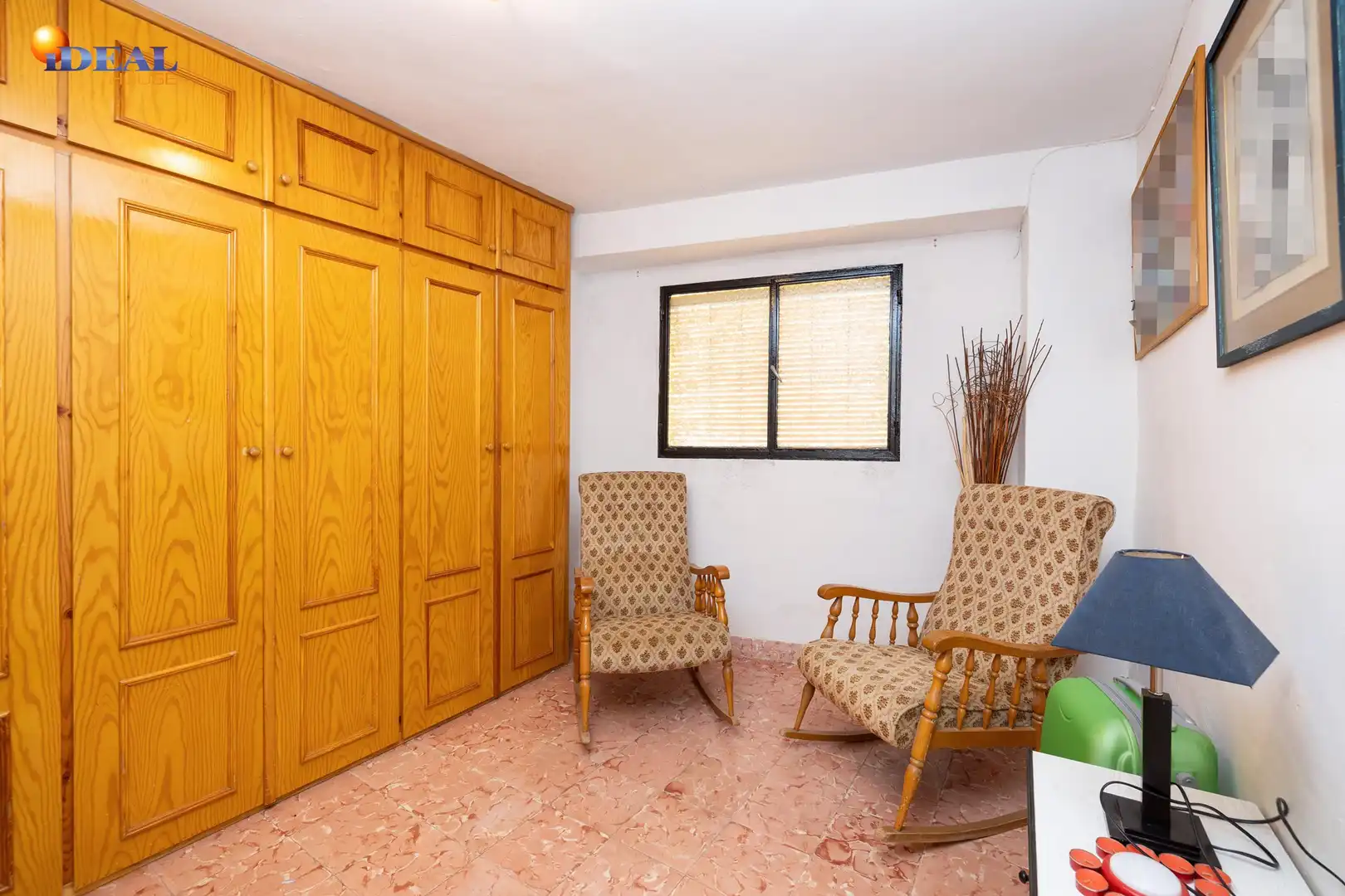 Einfamilien-Reihenhaus zum Verkauf in Calle de Nazar, Loja