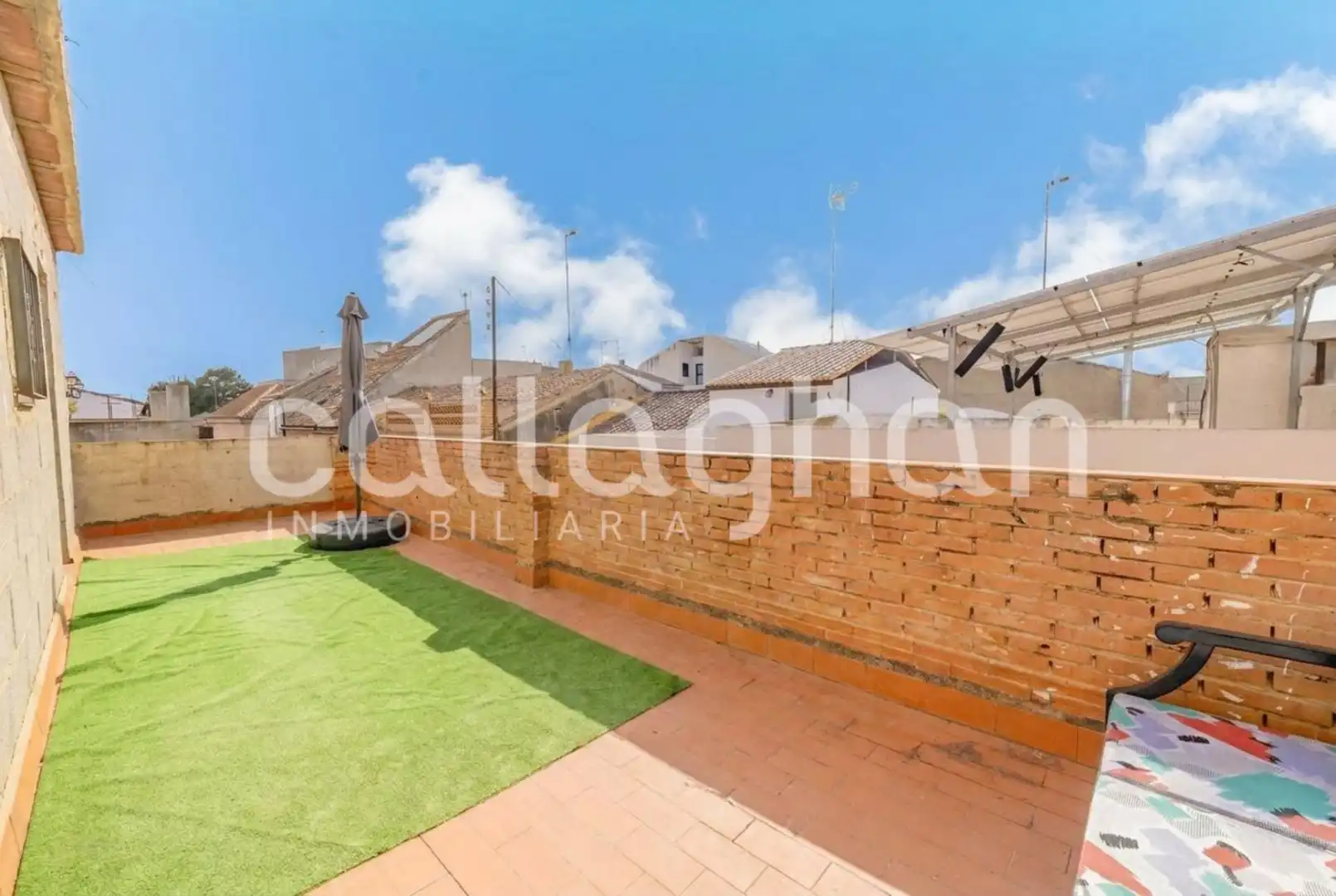 Vista exterior de Casa o xalet en venda en Museros amb Aire condicionat, Calefacció i Terrassa