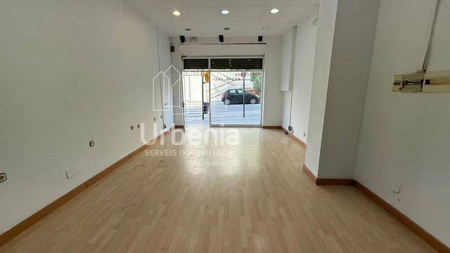 Local comercial en Alquiler en Cerdanyola Nord