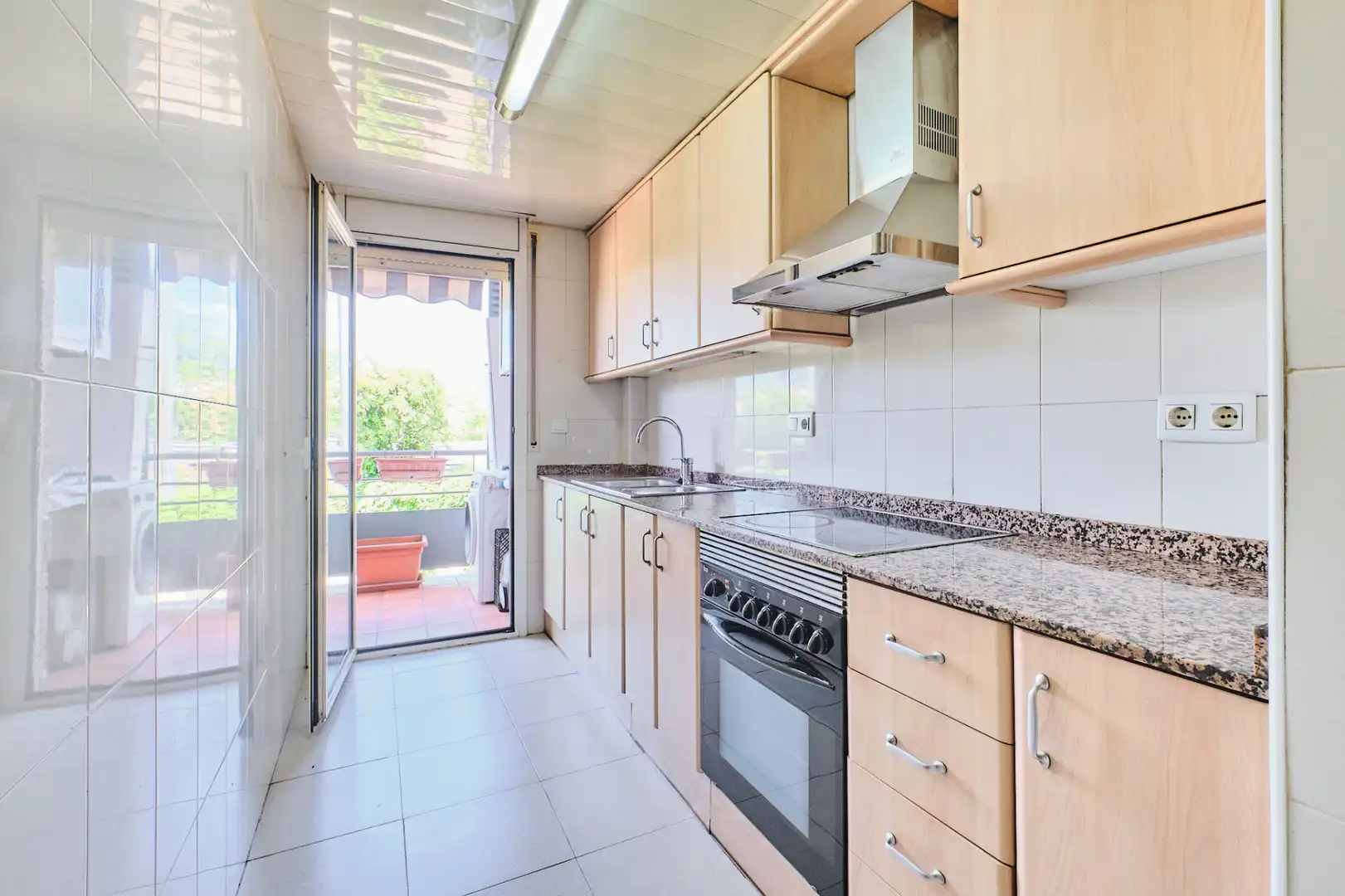 Cocina de Piso en venta en Barcelona con Aire acondicionado, Calefacción y Balcón