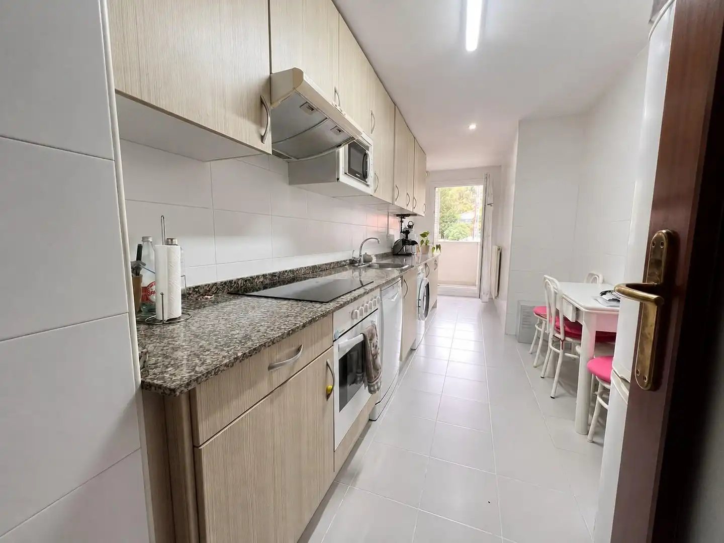 Küche von Wohnung zum Verkauf in Castro-Urdiales mit Heizung und Abstellraum