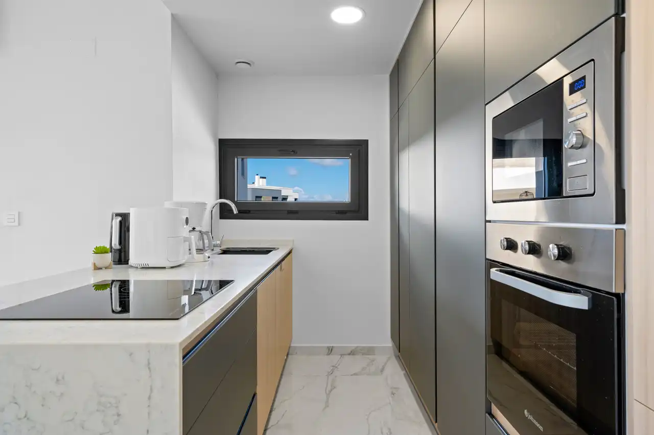Küche von Wohnungen zum Verkauf in Madrid mit Whirlpool und Sauna