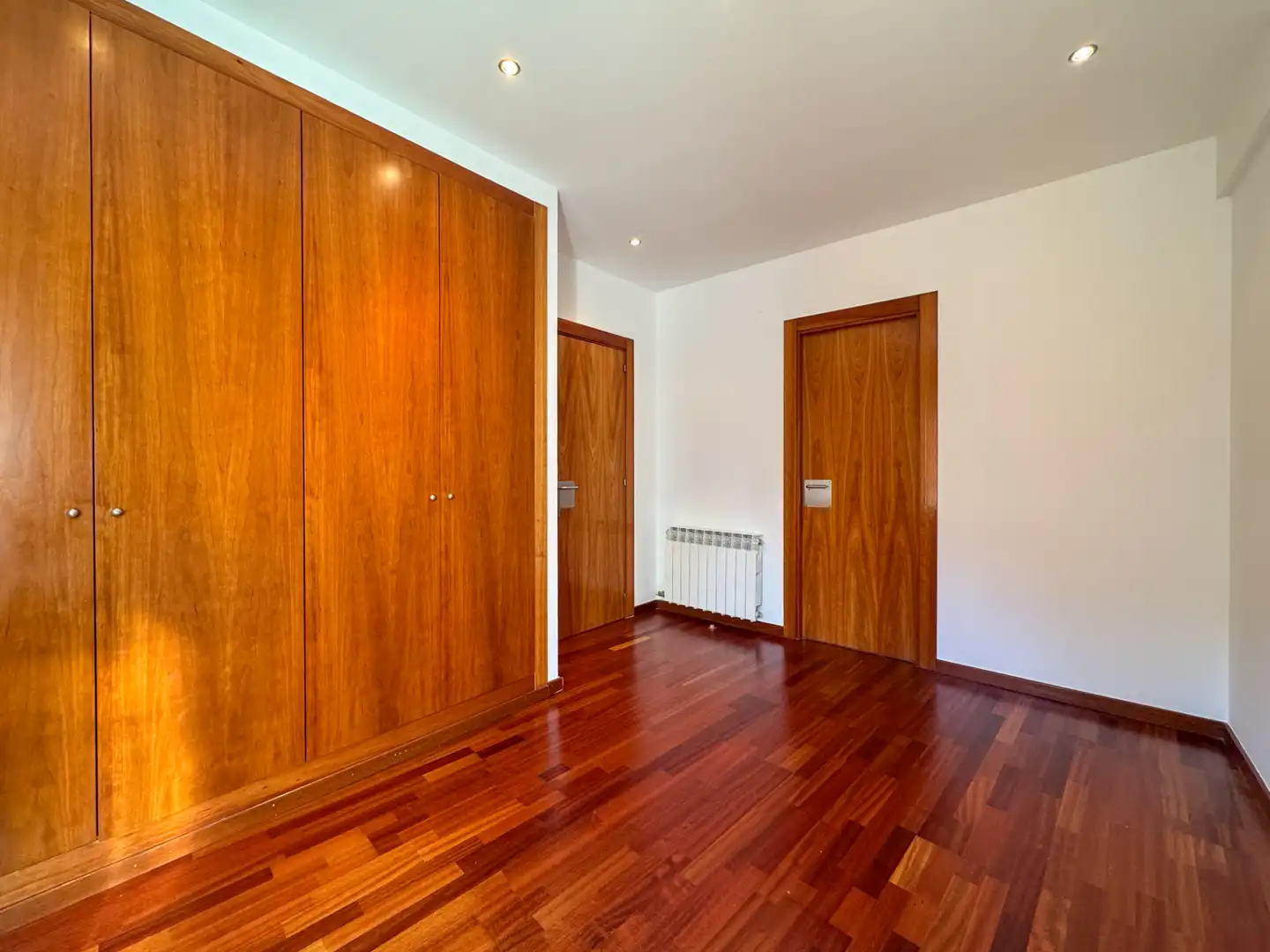 Piso en venta en Lleida con Calefacción, Parquet y Horno