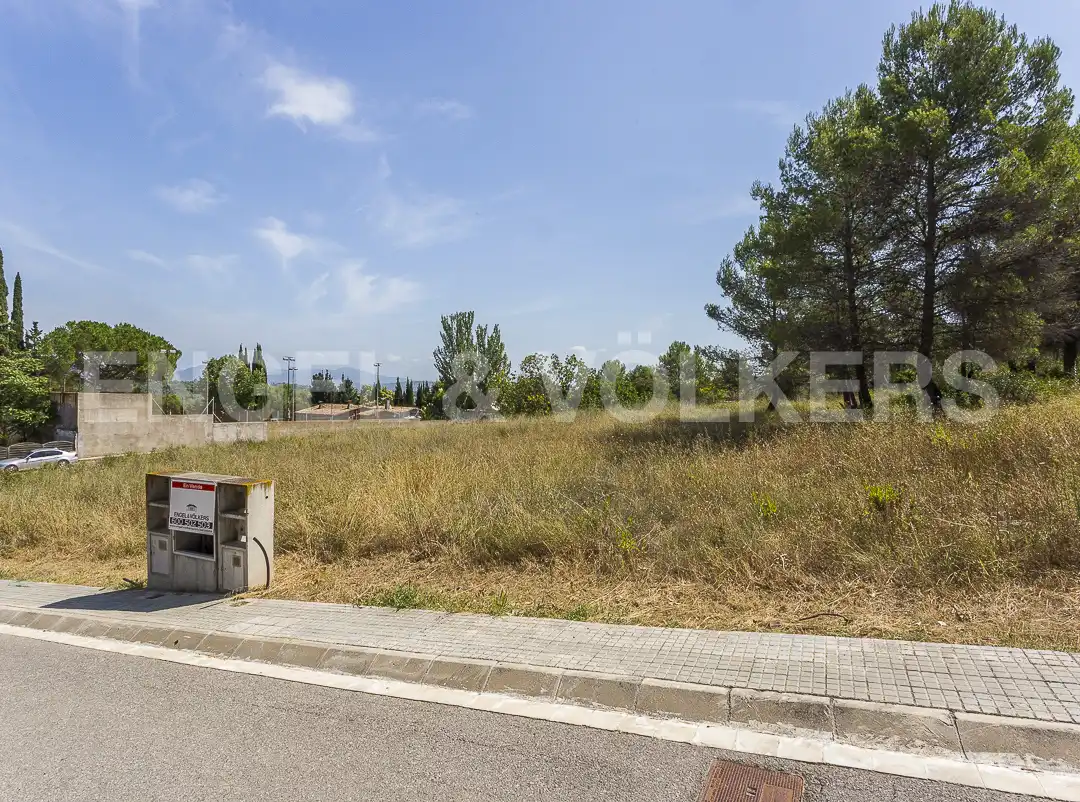 Terreny residencial en venda a Castellví de Rosanes