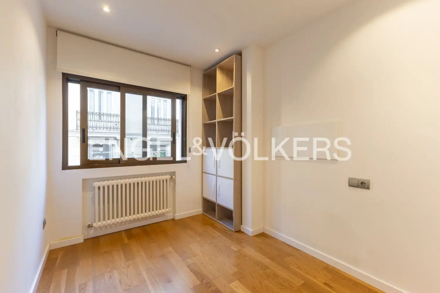 Bedroom of Flat for rent in Valencia  with Air Conditioner, Heating and Parquet flooring