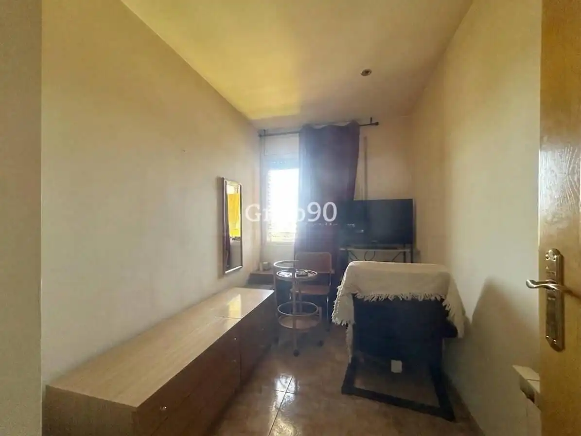 Schlafzimmer von Wohnungen zum Verkauf in Lleida mit Heizung und Balkon