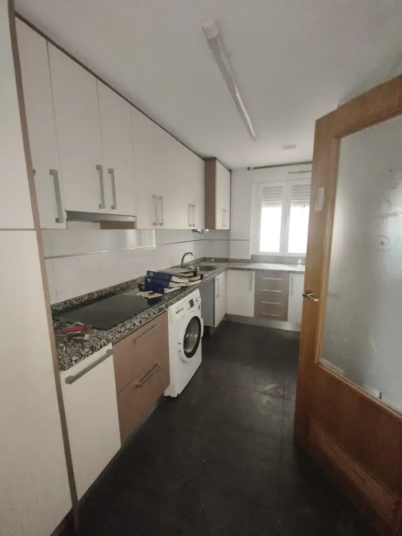 Piso con ascensor en venta en Cúllar Vega, imagen 8