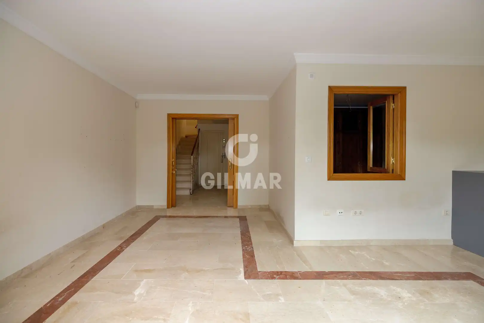 Casa adosada en venta en Marbella con Calefacción, Jardín privado y Piscina