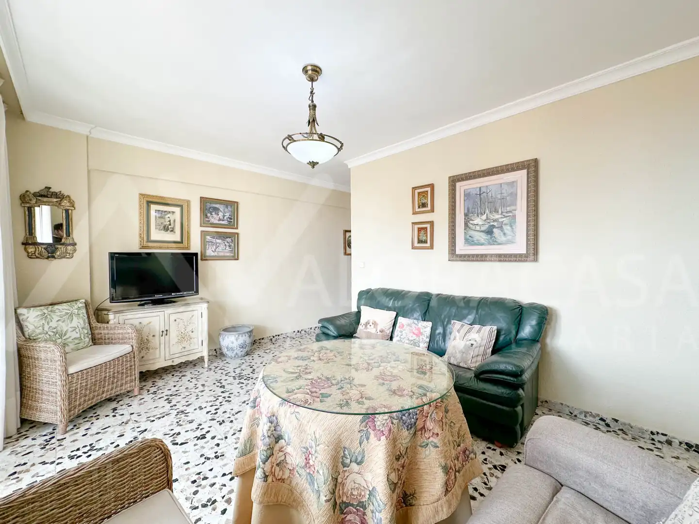 Living room of Flat for sale in Málaga  with Air Conditioner, Terrace and Furnished