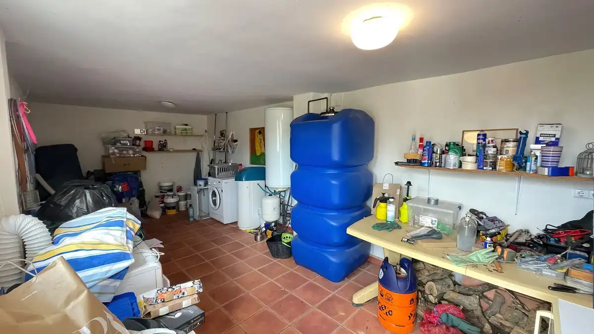 Houses for sale in Coín  with Air Conditioner, Storage room and Furnished