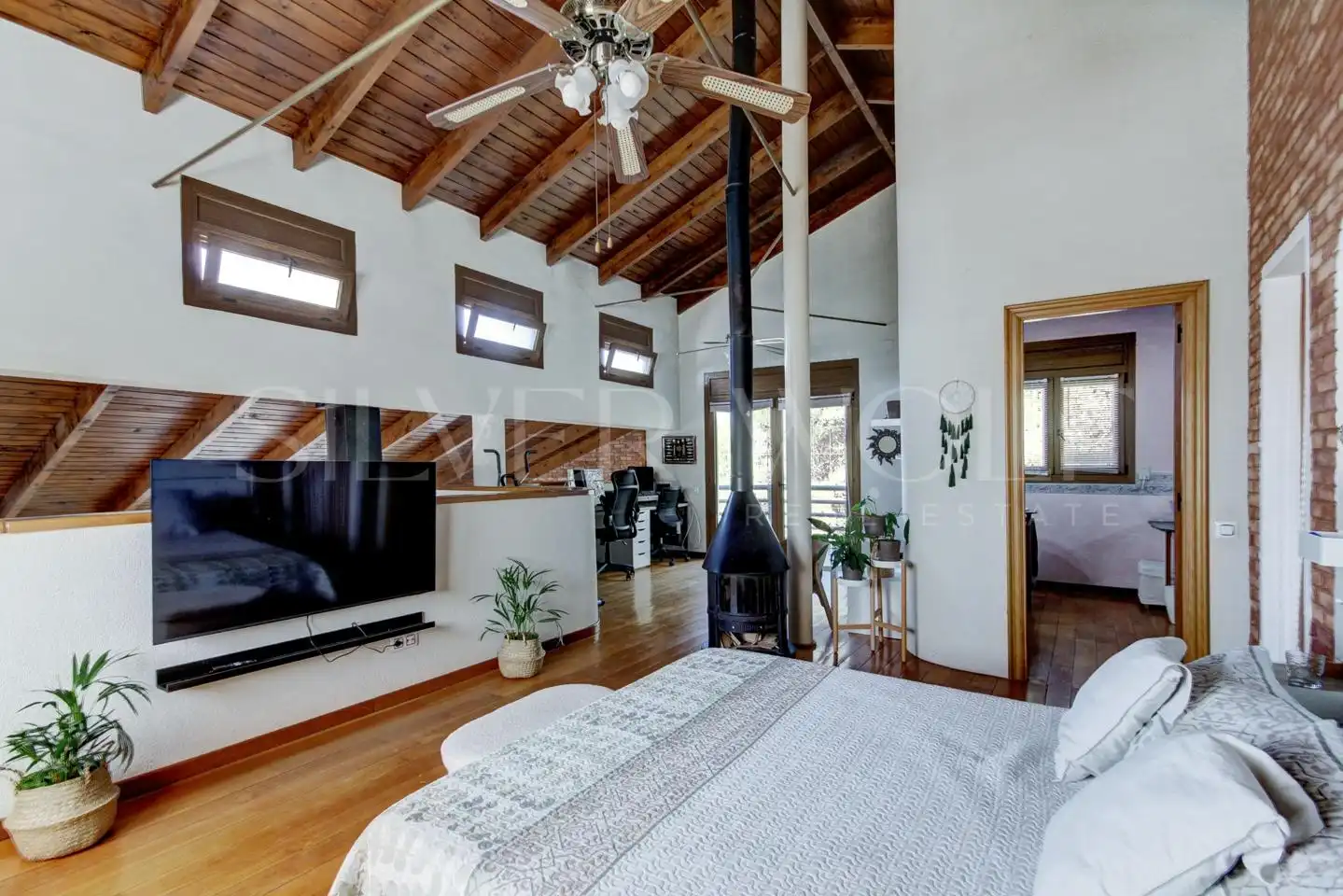 Sala de estar de Casa o chalet en venta en Vallirana con Calefacción, Jardín privado y Parquet