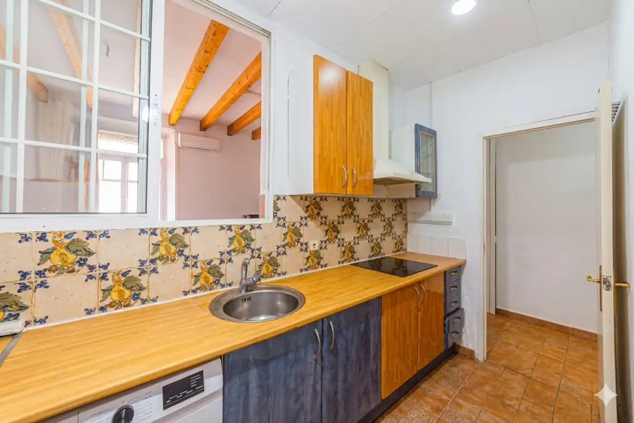 Piso con terraza en venta en Ciutat Vella, imagen 3