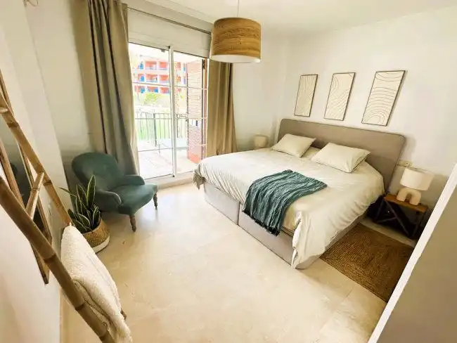 Appartement compact avec piscine à vendre à Puerto de Sotogrande - La Marina, imagen 12