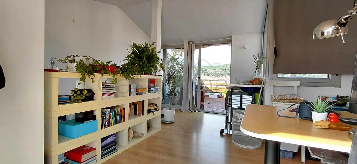 Sala d'estar de Dúplex en venda en La Garriga amb Calefacció, Parquet i Terrassa