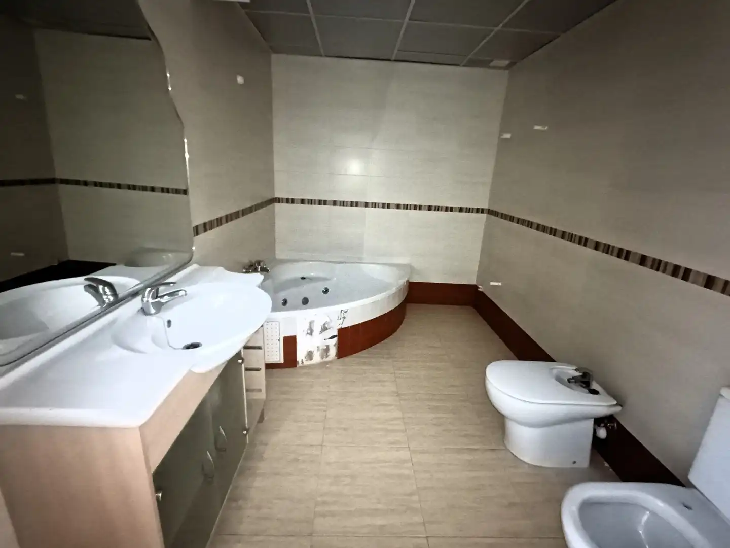 Bathroom of Houses for sale in Balaguer  with Alarm