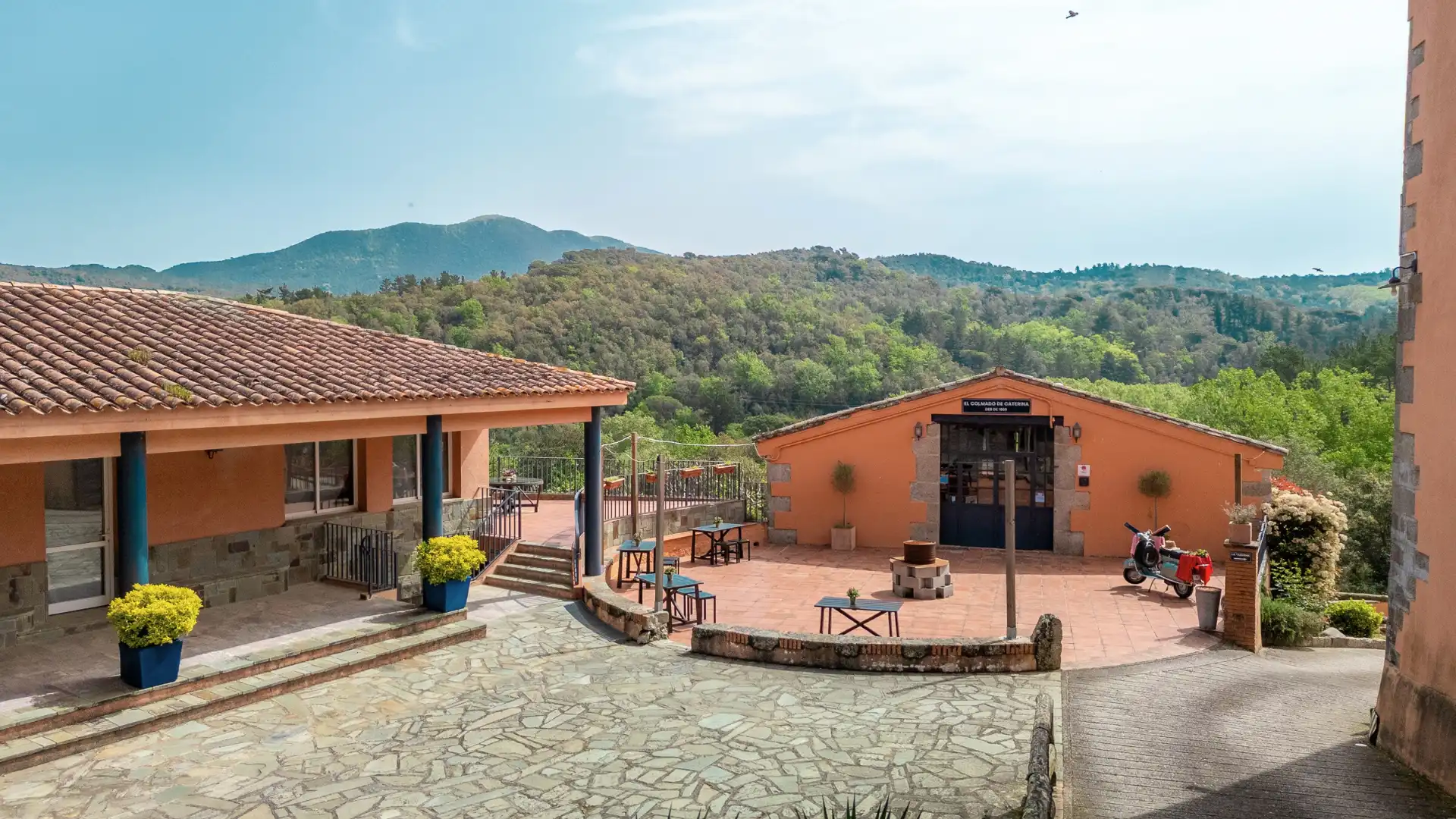 Edificio en venta en Can Pujadas, 18, Vallgorguina