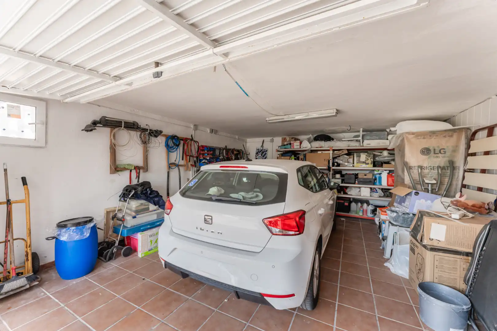 Aparcament de Casa o xalet en venda en Lliçà d'Amunt amb Calefacció, Jardí privat i Terrassa