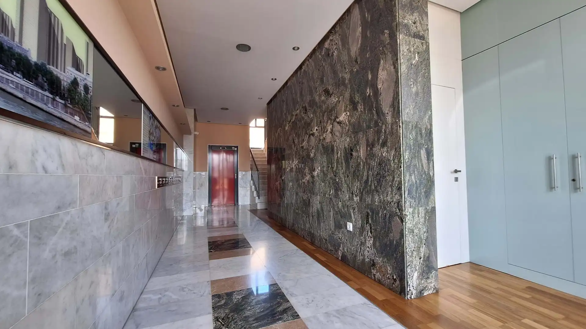 Piso en venta en Murcia con Aire acondicionado, Trastero y Balcón