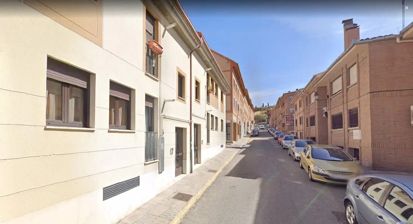 Aparcamiento en alquiler en San Lorenzo - San Marcos