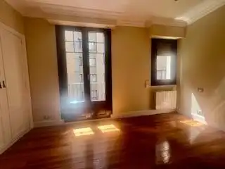 Habitación de Piso de alquiler en Bilbao  con Calefacción y Balcón