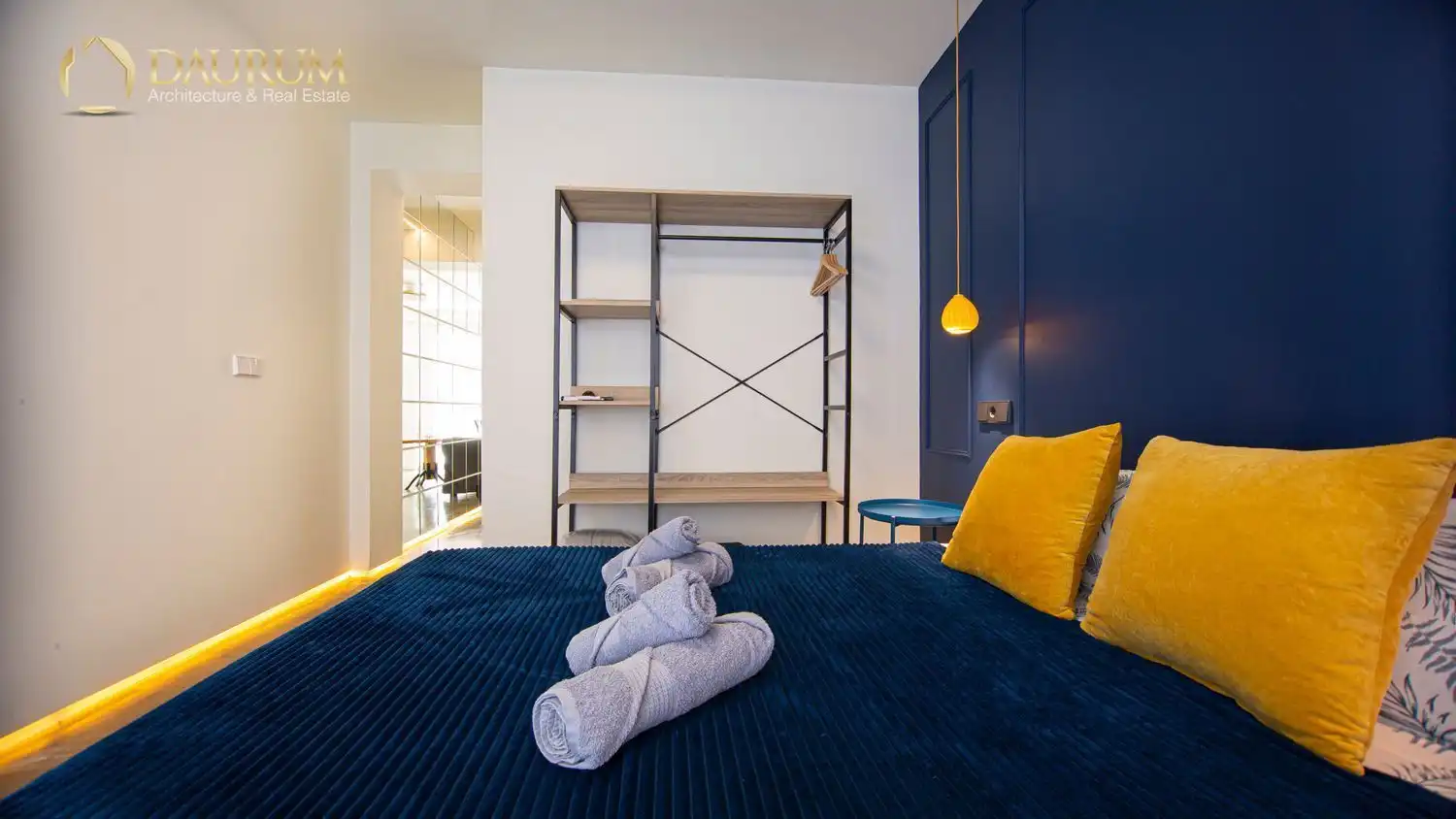 Bedroom of Flat for sale in Valencia  with Air Conditioner, Heating and Terrace