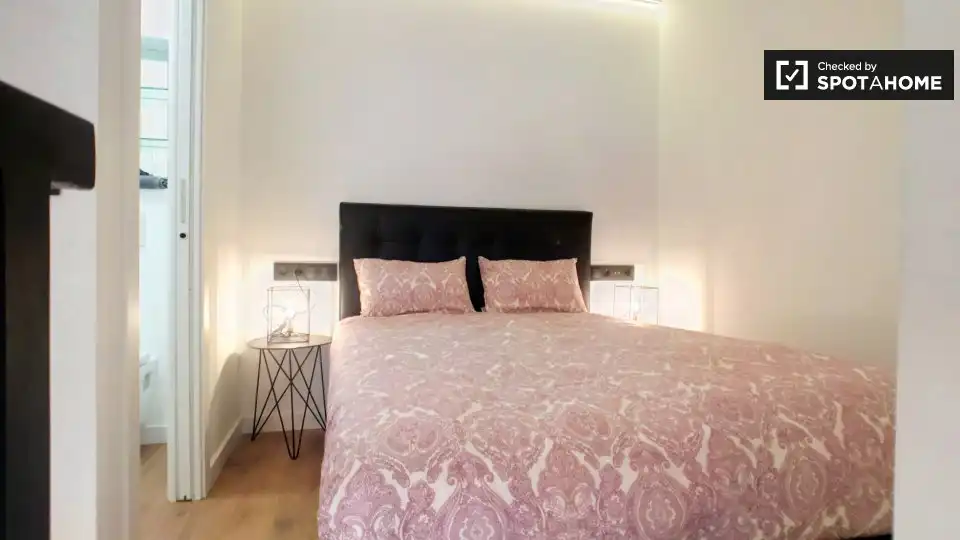 Habitación en Almenara -Ventilla
