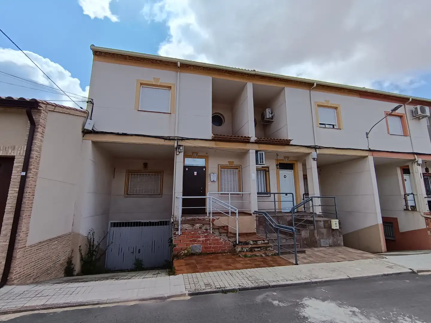 Casa adosada en venta en Calle Granátula, Moral de Calatrava