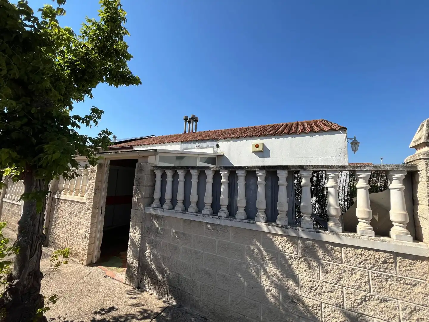 Casa adosada en venda a Calle Martín I, 20, Pinseque