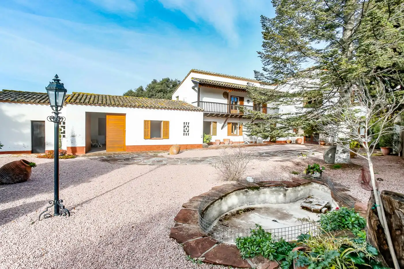 Vista exterior de Finca rústica en venda en Les Franqueses del Vallès