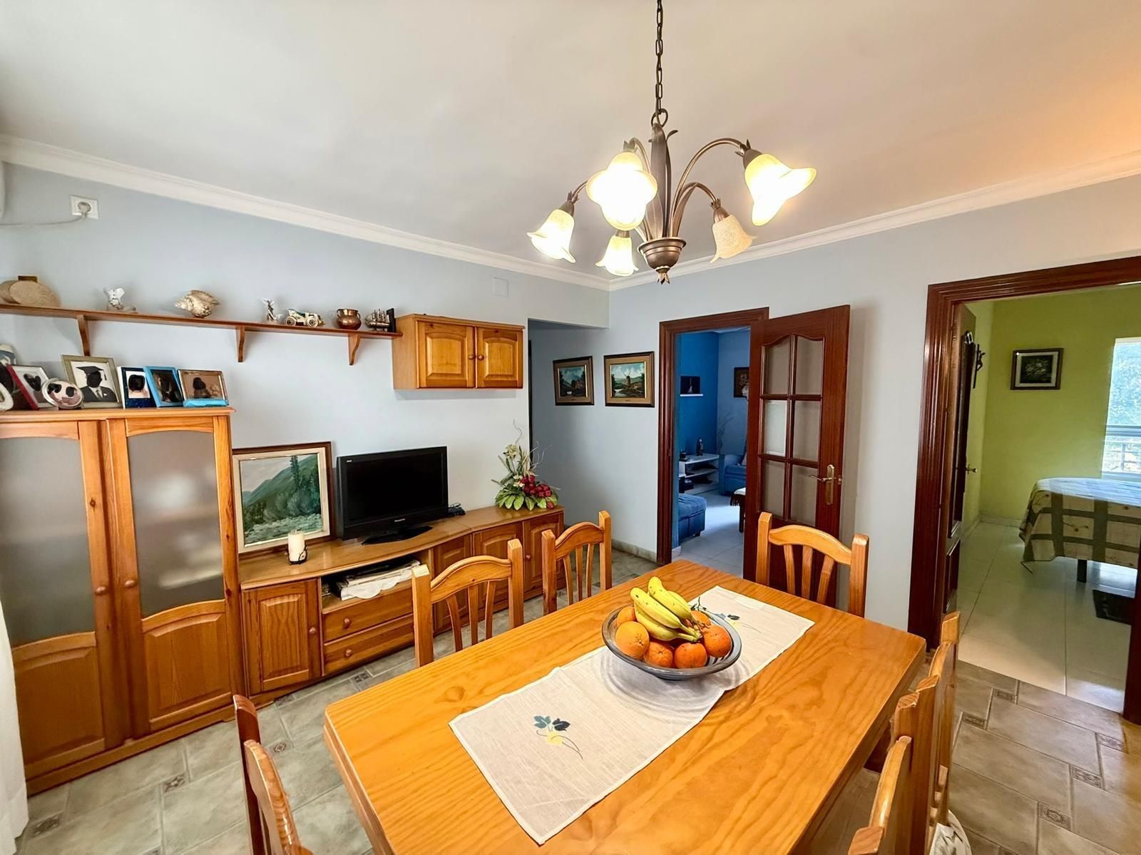 Menjador de Pis en venda en  Almería Capital amb Moblat i Balcó