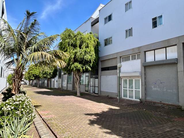 Local comercial en Alquiler en Calle Invierno, 113 en Almatriche