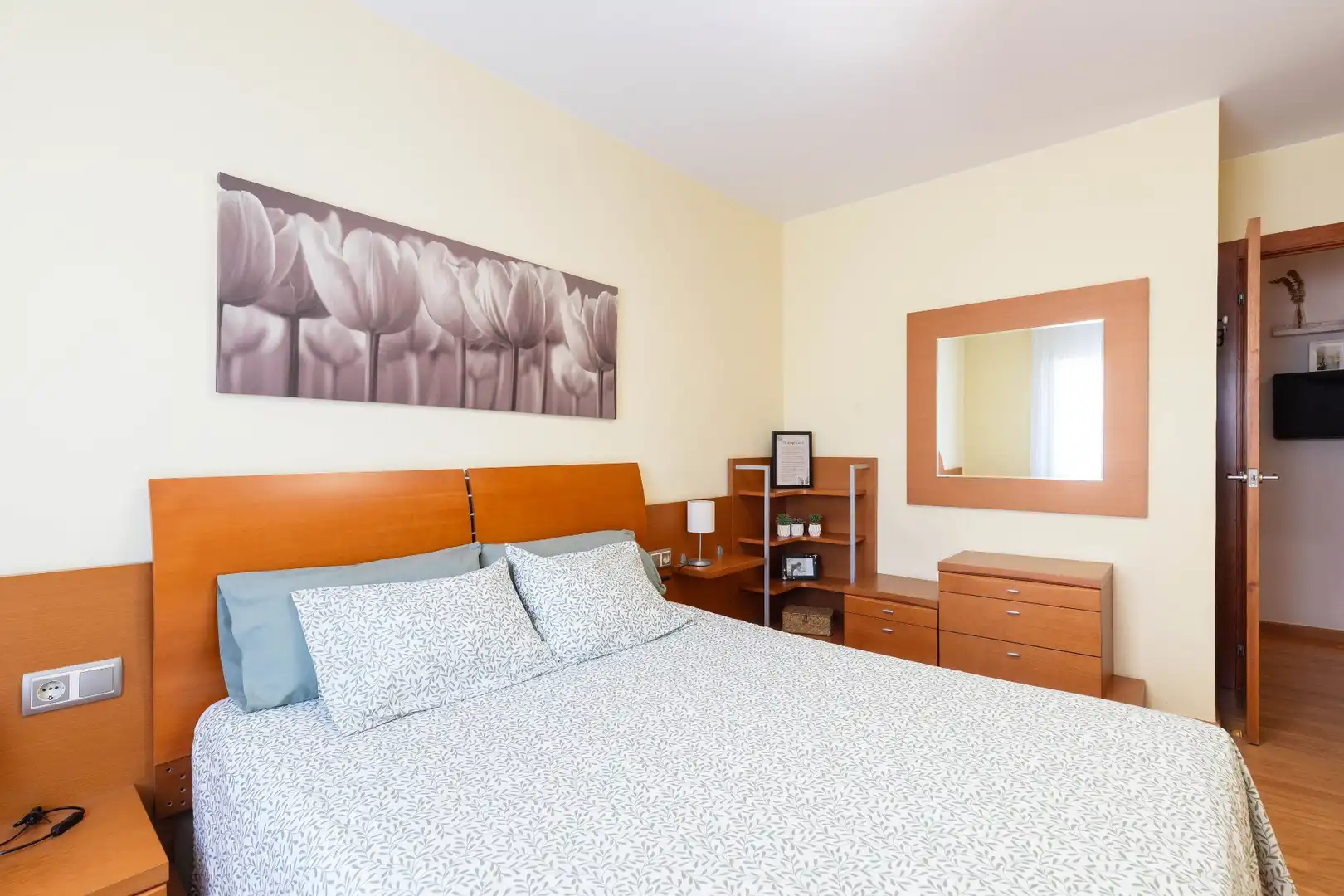 Schlafzimmer von Wohnung zum Verkauf in Sant Quirze del Vallès mit Klimaanlage, Heizung und Balkon