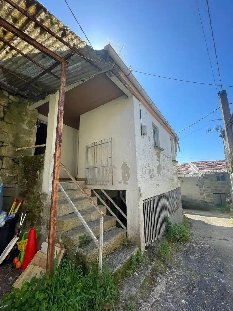 Vista exterior de Casa o chalet en venta en O Irixo con Calefacción, Parquet y Trastero