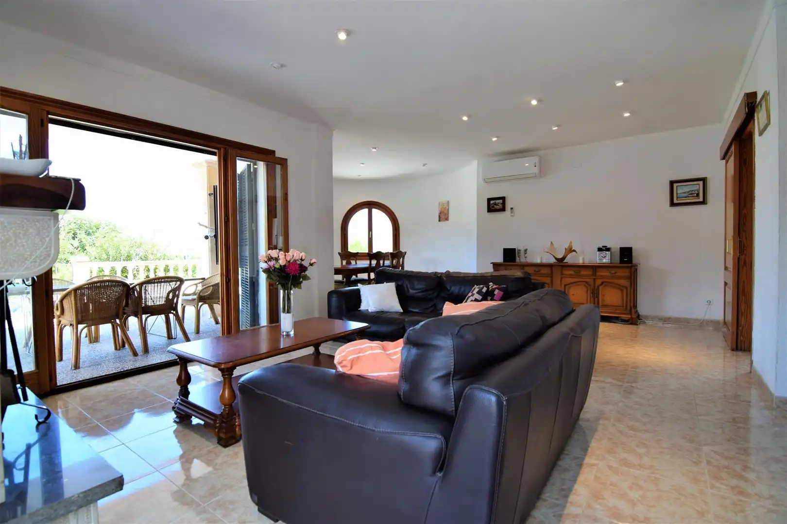 Wohnzimmer von Haus oder Chalet zur Miete in Artà mit Klimaanlage, Heizung und Terrasse