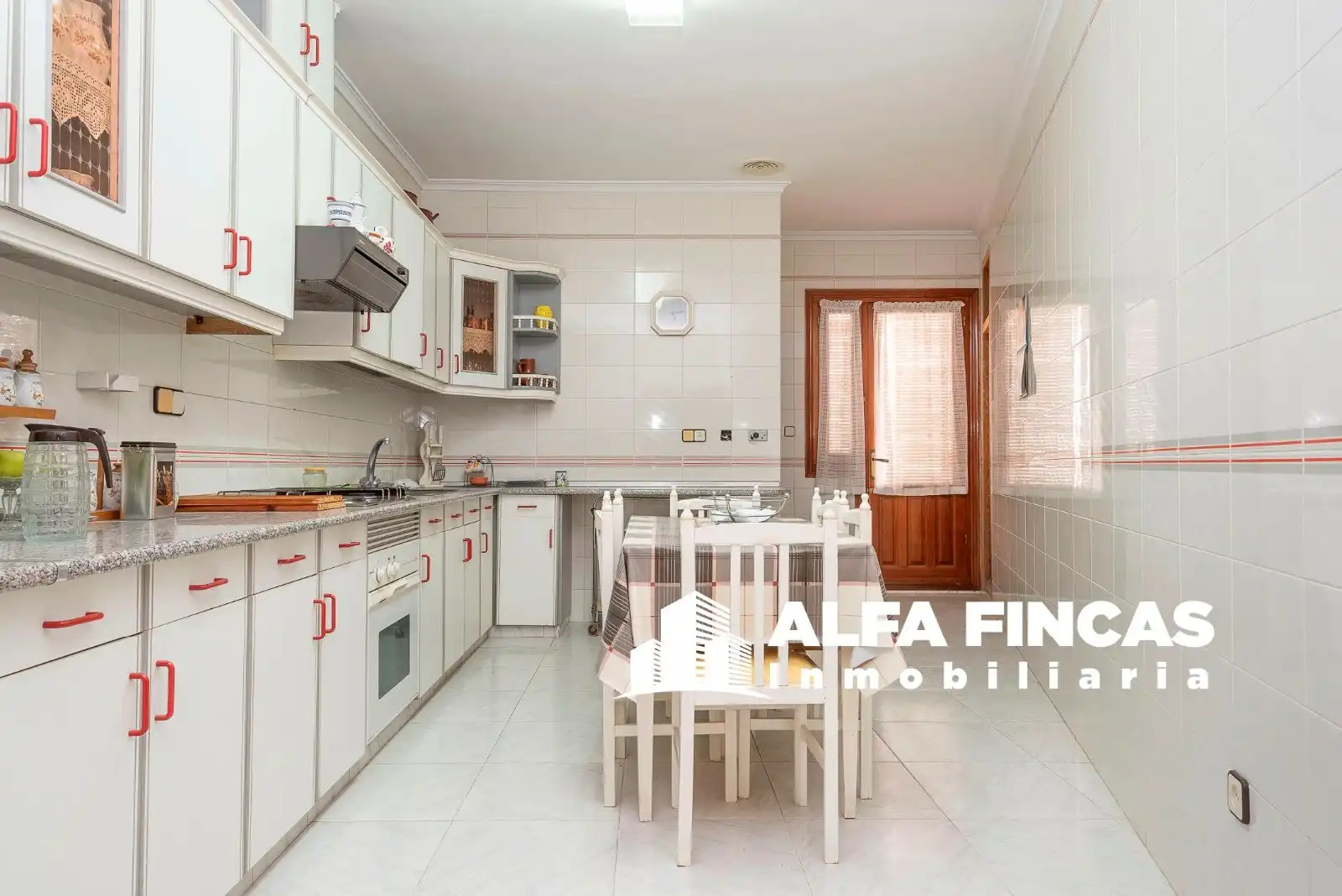 Kitchen of Flat for sale in San Clemente  with Heating, Private garden and Terrace