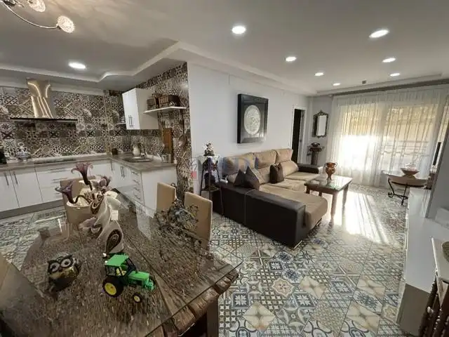 Flat with lift for sale in Valdepeñas