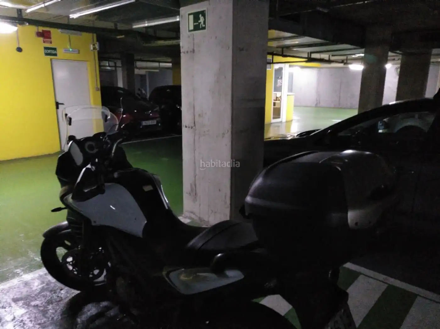 Moto in affitto a Carrer de Calàbria 260
